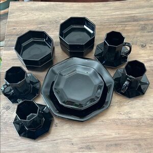 Lot Of 20 Vintage ARCOROC OCTIME Black Glass Plates Bowls Mugs France